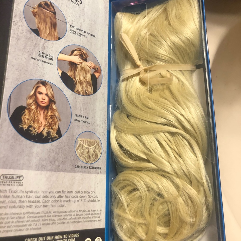 Curly Hair Extension by Hairdo